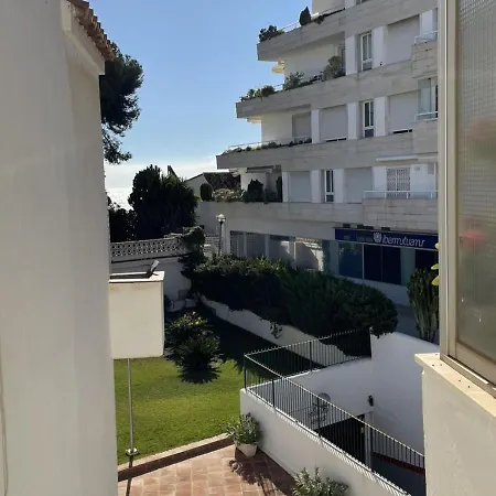 Homely Del Mar 5 * Марбелья