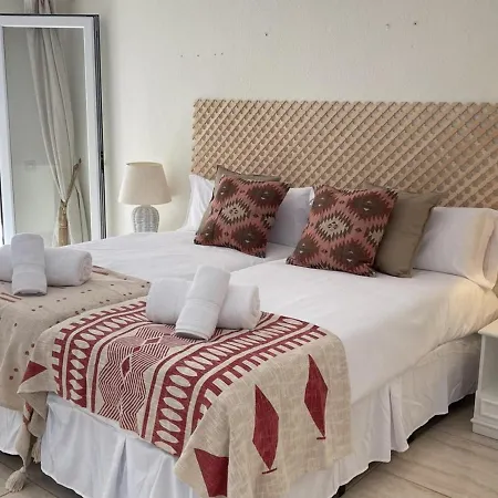 Апартаменты Homely Del Mar 5