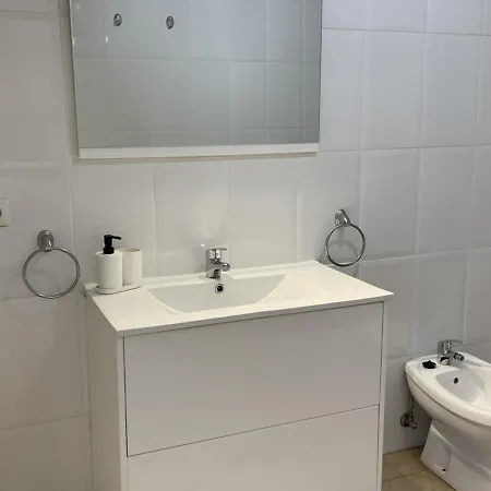 Апартаменты Homely Del Mar 5 Марбелья